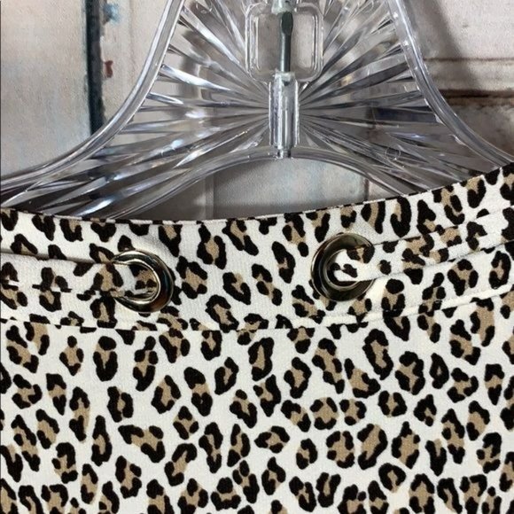 Chico’s Womans 0 Petite Leopard Print Blouse - Picture 5 of 5